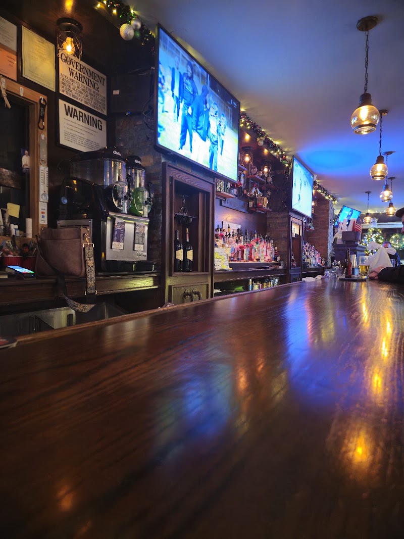 The Hole In The Wall Bar