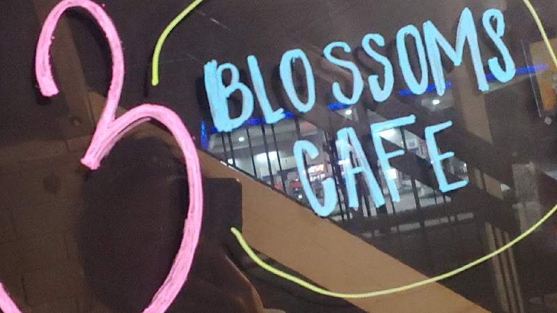 3 Blossoms Cafe