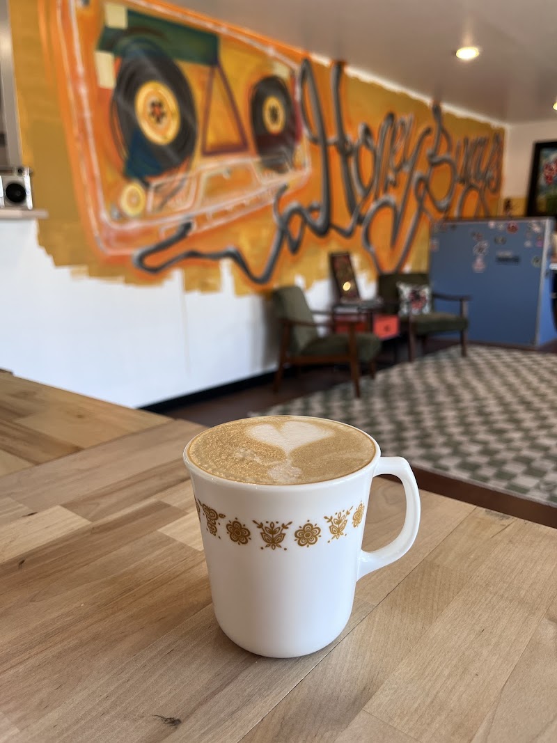 Honey Bunny’s Cafe