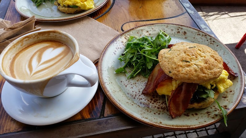 Paper or Plastik Cafe