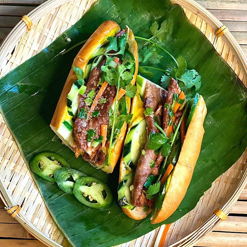 220C Banh Mi & Coffee