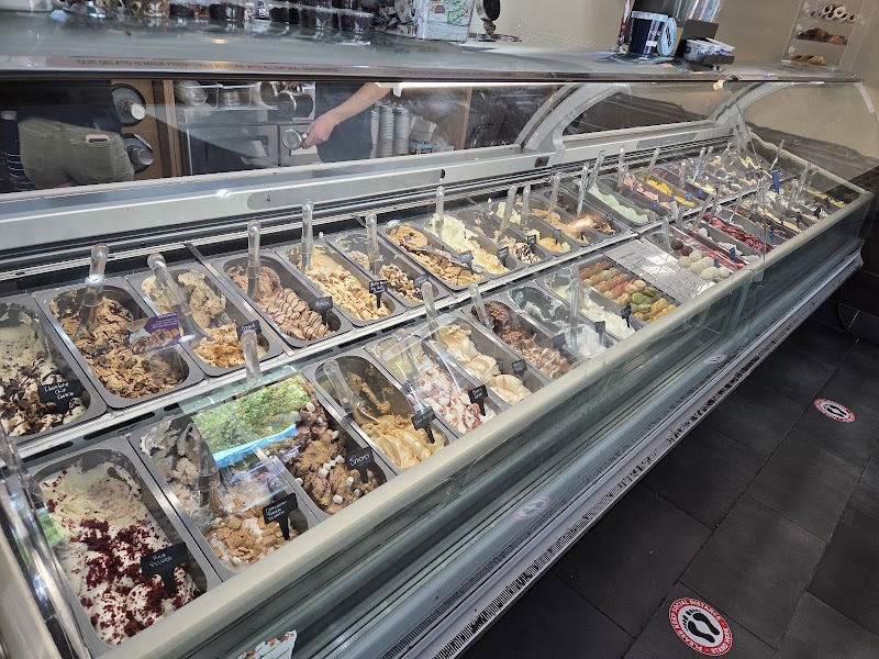 Paciugo Gelato & Coffee