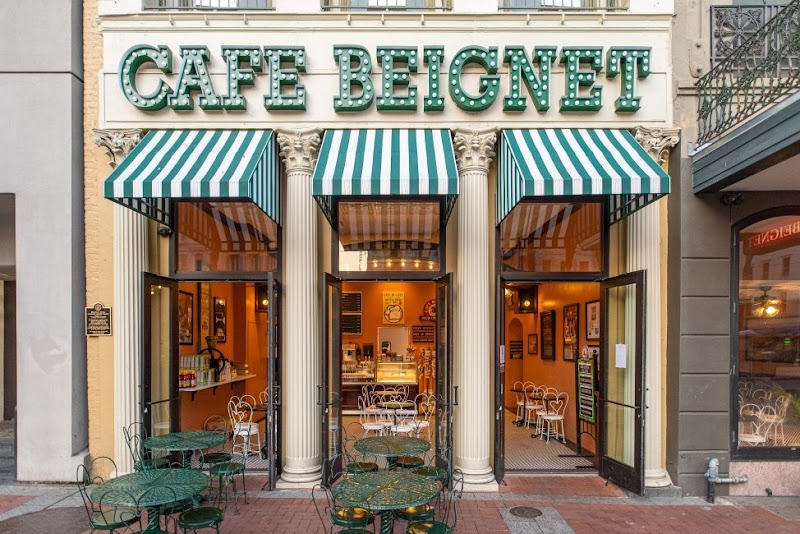 Cafe Beignet, Canal St.
