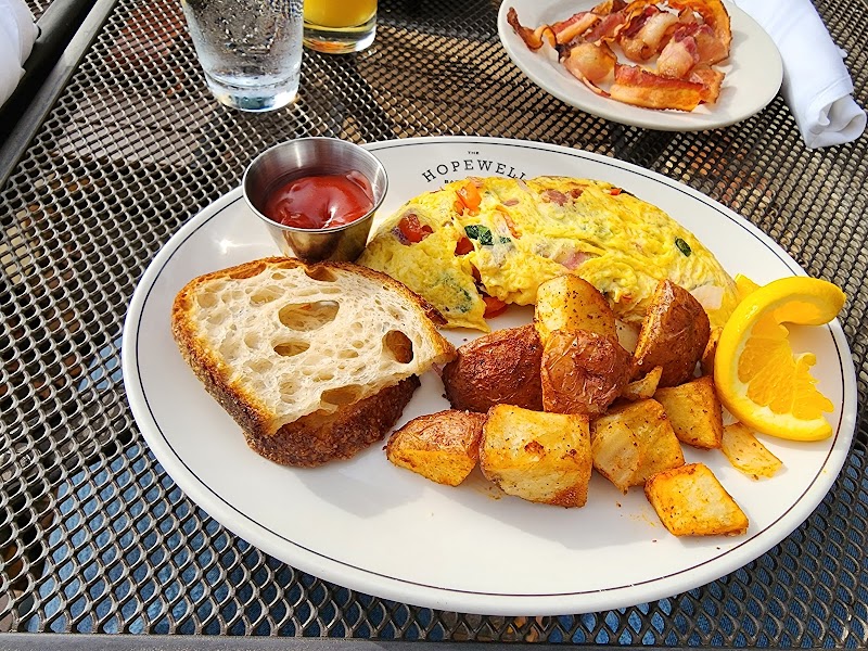 Hopewell Bar & Kitchen