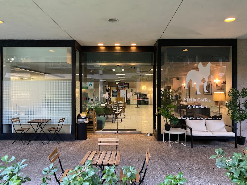 Stella Coffee Beverly Hills