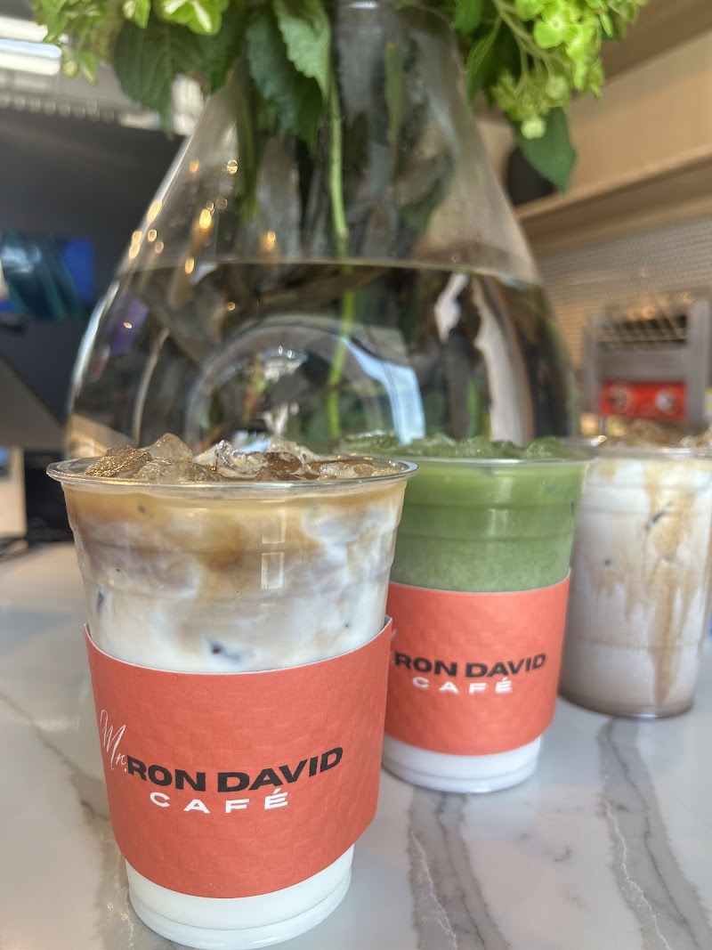 RON DAVID CAFÉ
