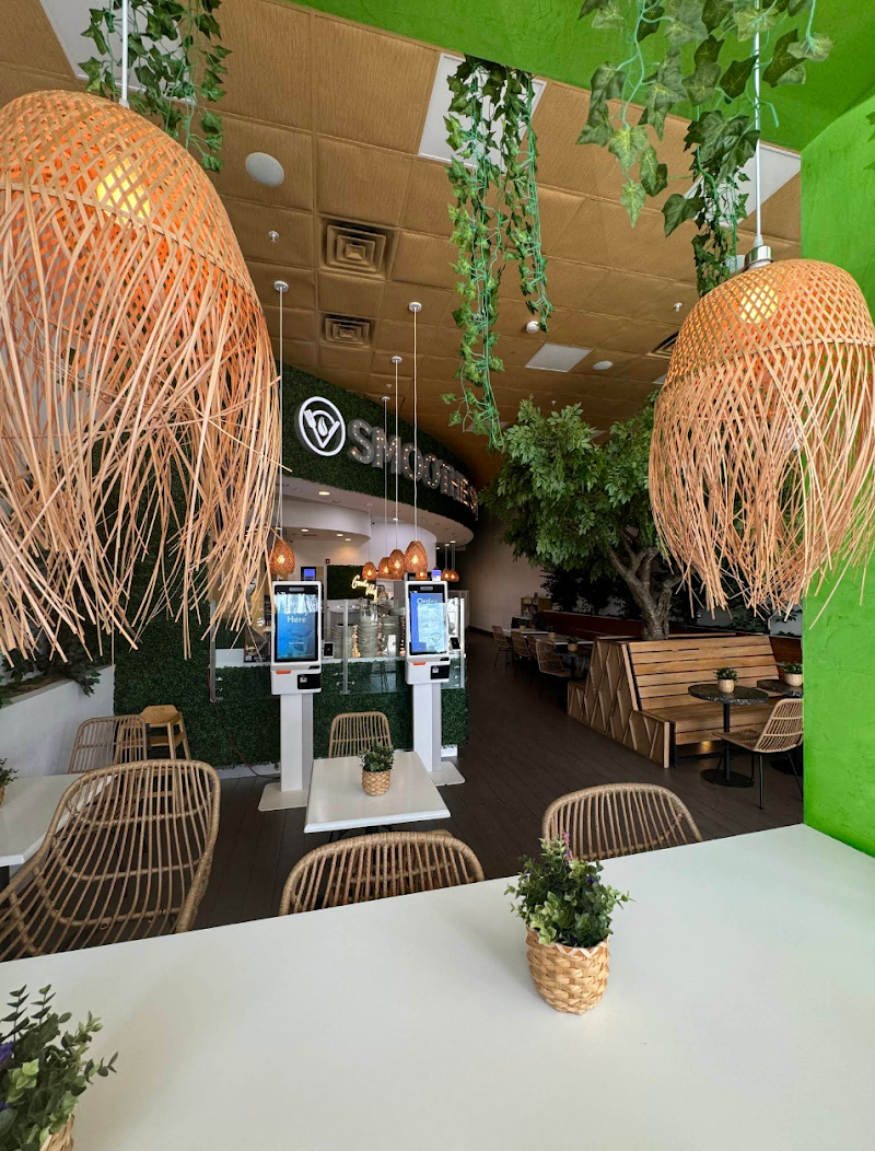 Smoothie Spot Restaurant | North Miami | Healthy Eating