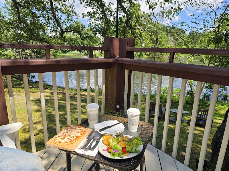 Pemberton Coffeehouse & Bistro