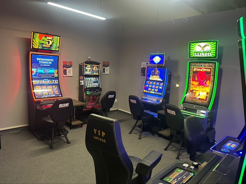 GL Club Billiards and Bar LLC