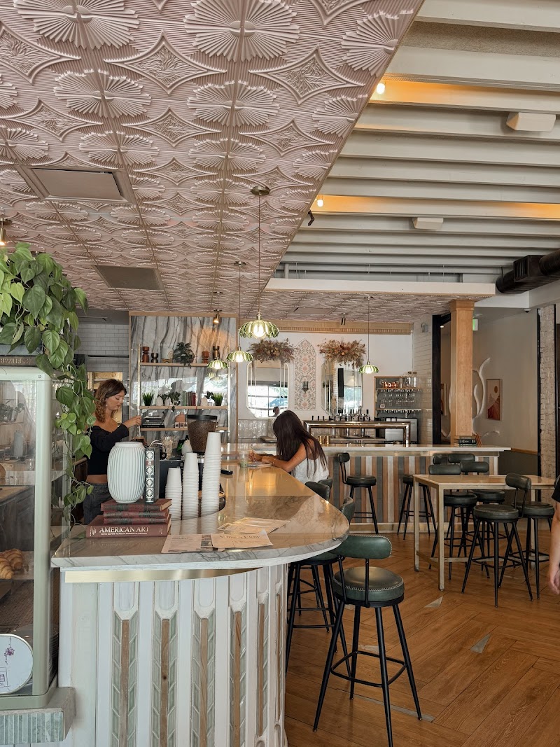 Hello Darling (Highlands)