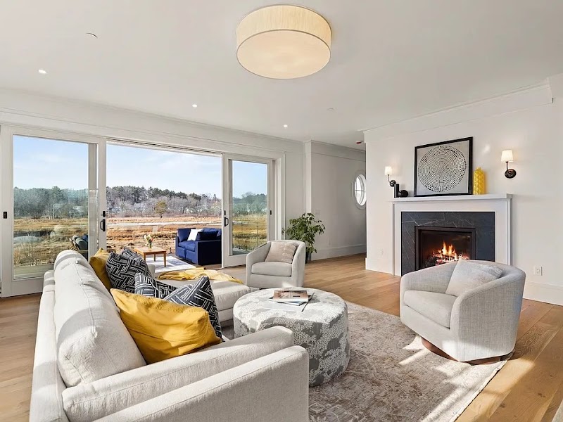 Seavey's Marketplace