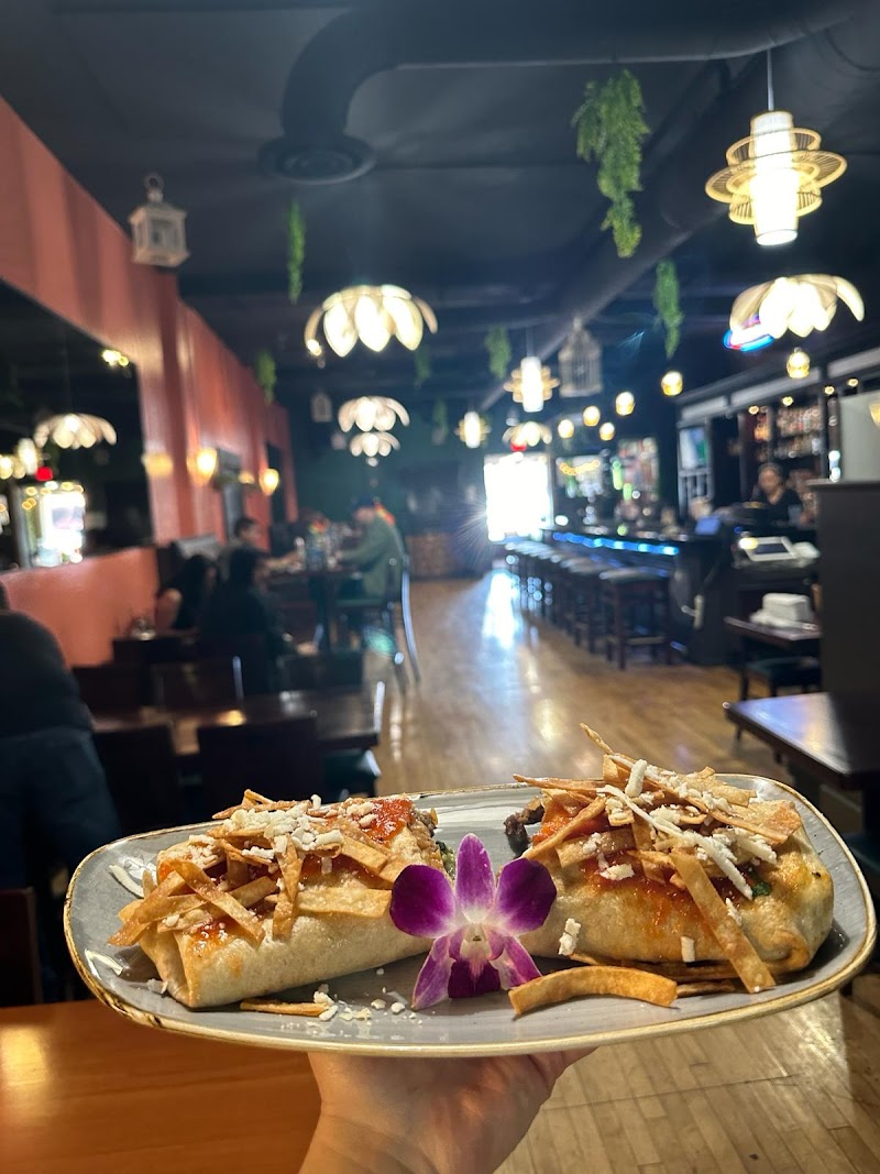 Encanto Restaurant & Bar