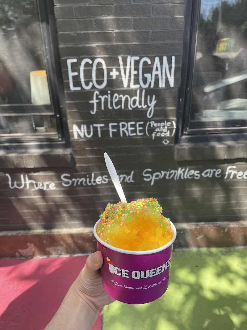 Ice Queens Snowball Shop