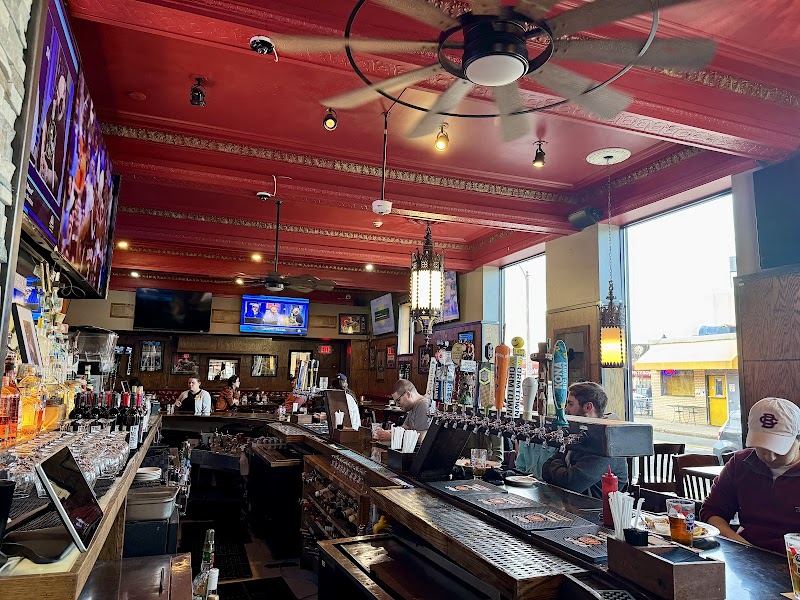 Hamilton Restaurant & Bar