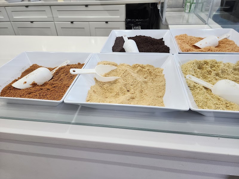 Buns & Roses Chimney Cakes