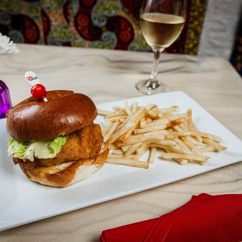 10 Rocks Tapas Bar & Restaurant