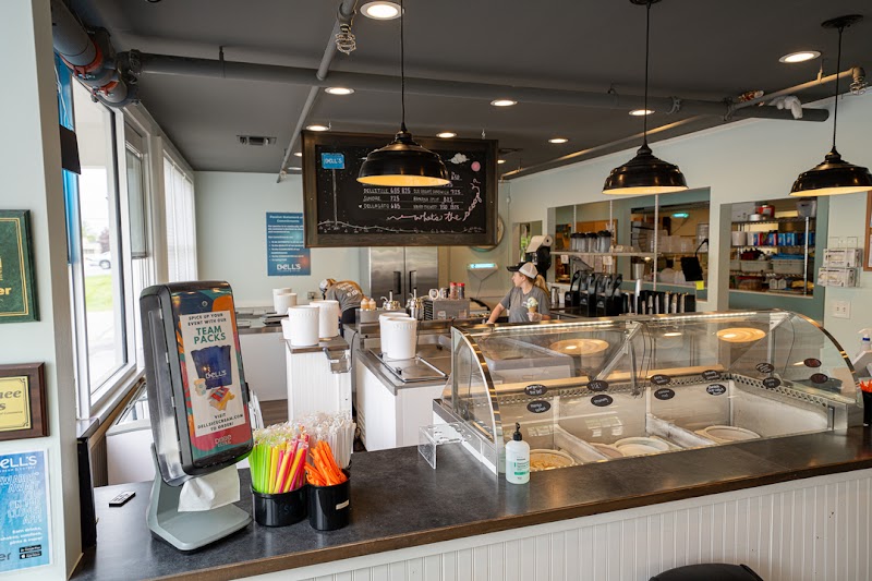 Dell's Homemade Ice Cream & Coffee