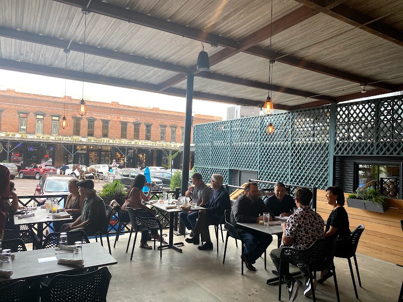 Gather in Omaha for Food & Drink