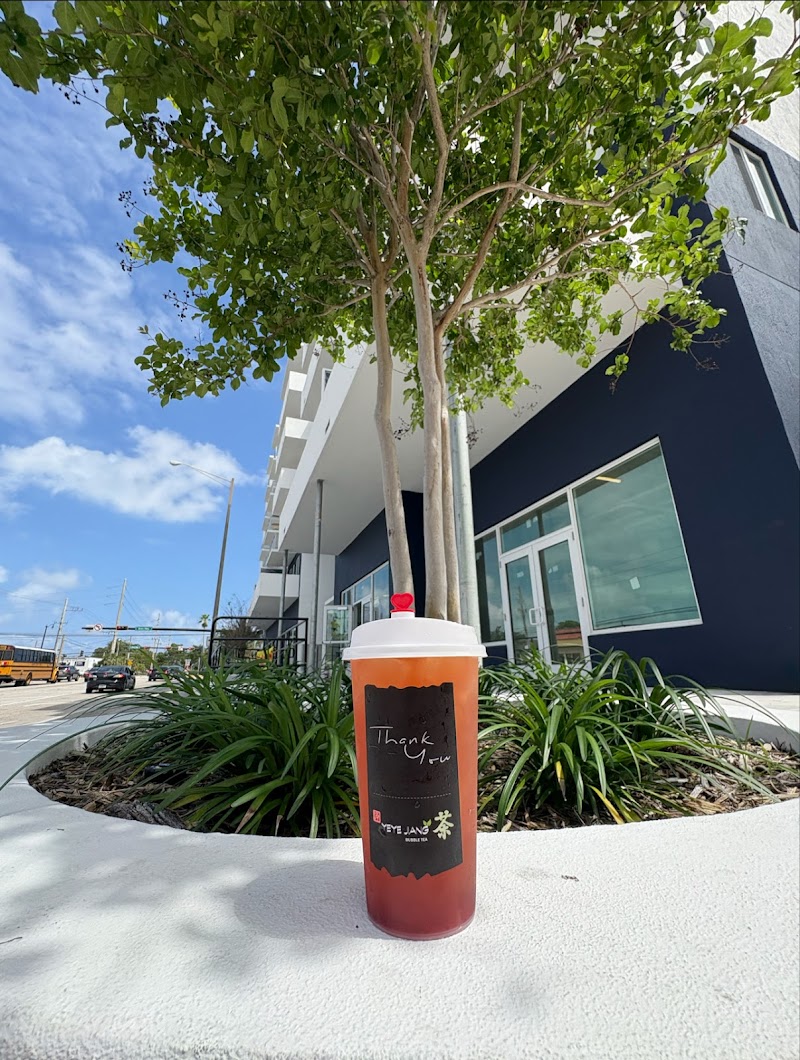 Yeye Jiang Cafe, Bubble Tea & Bakery