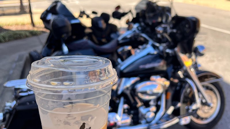 Santos Coffee & Bar Uptown