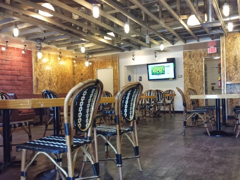 Corona Airport Café