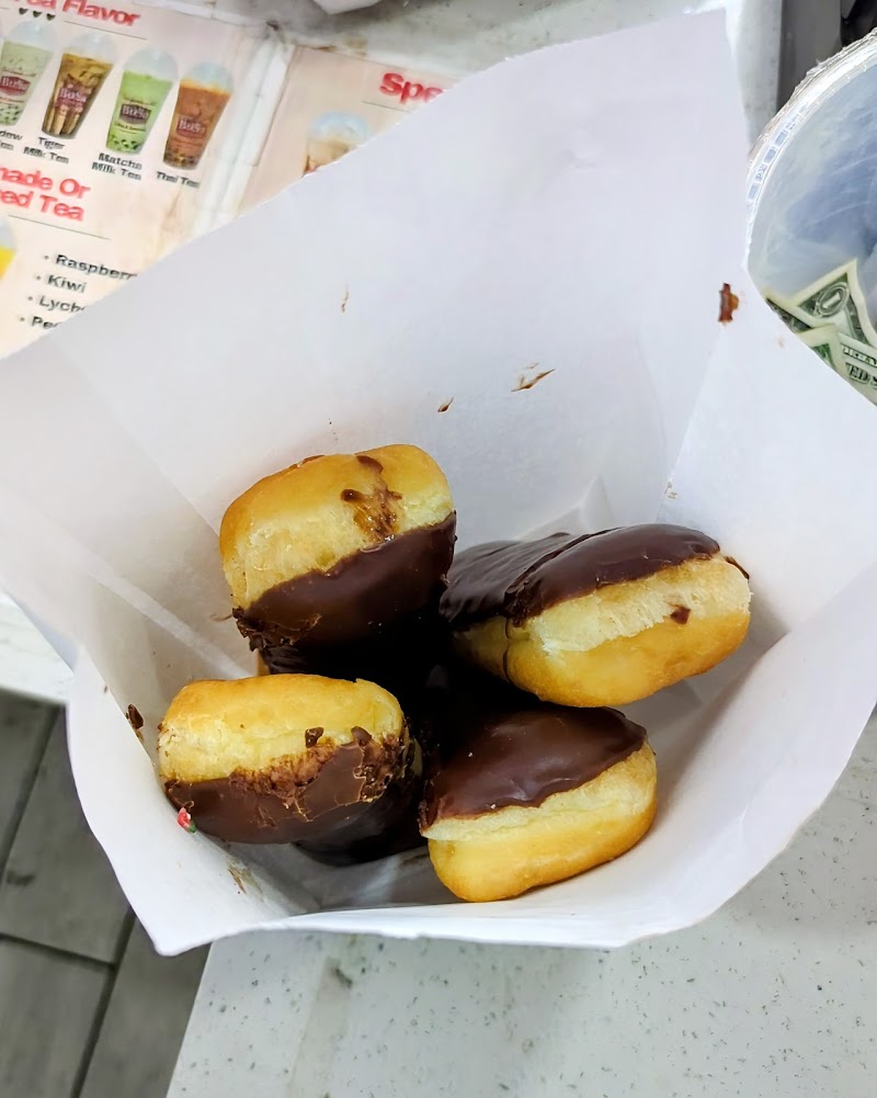 BoSa Donuts