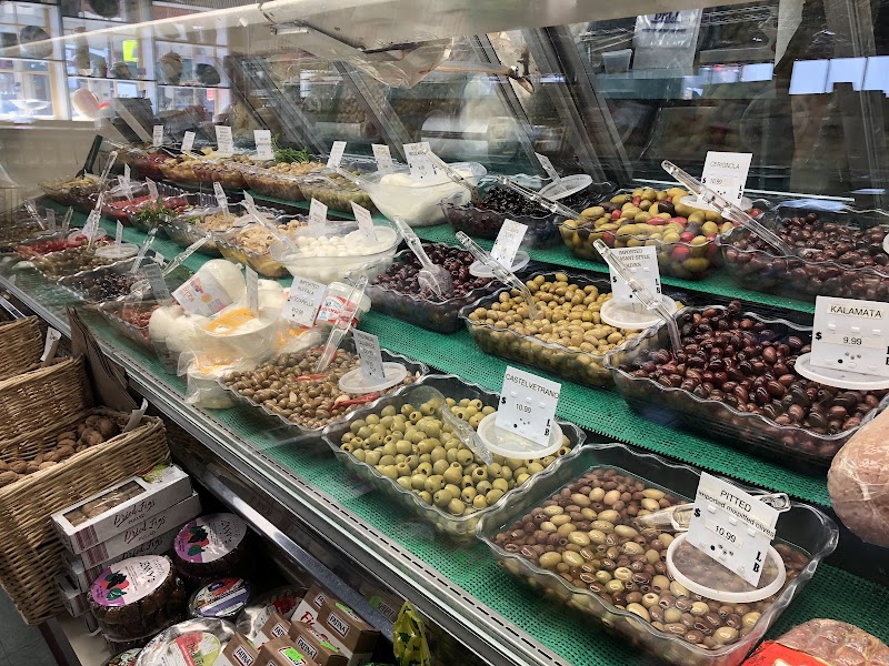 Tony's Colonial Food