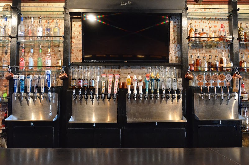 Short's Burger & Shine