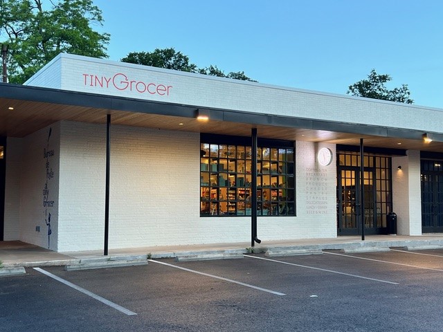 Tiny Grocer / Hyde Park Grocery