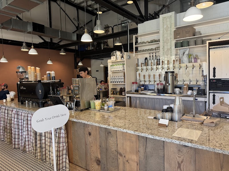 La Maison by Cafe Dear Leon