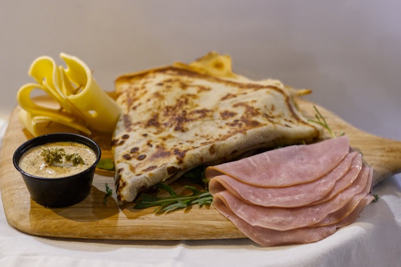 Eli's Cafe & Creperie