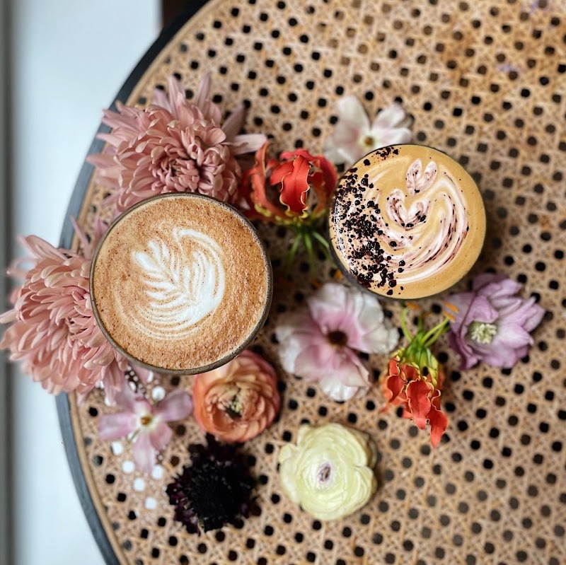 Kismet Coffee & Bloom