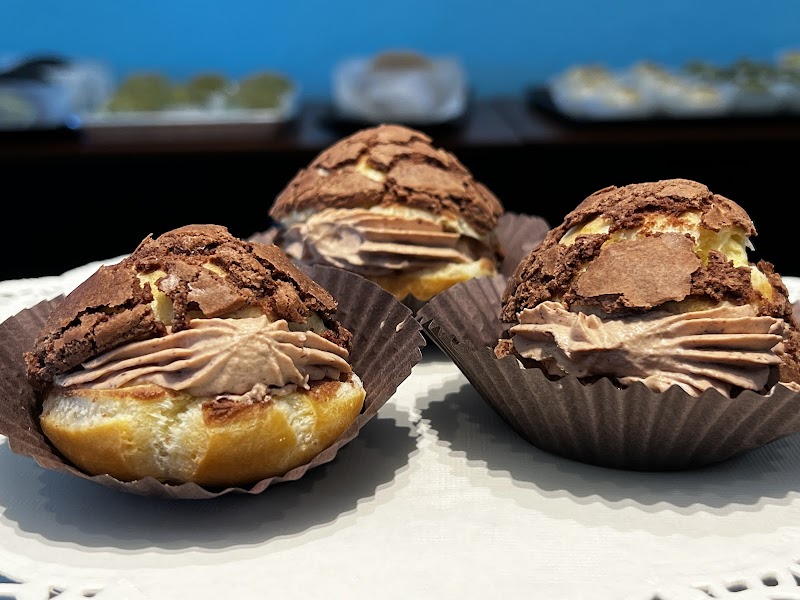 Buttercup Craft Bakery