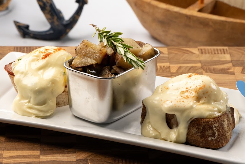 Shoreline Lake American Bistro