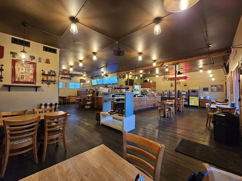 Utopia Frozen Yogurt and Coffee House