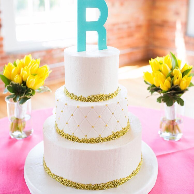 Edible Art Bakery & Dessert Cafe