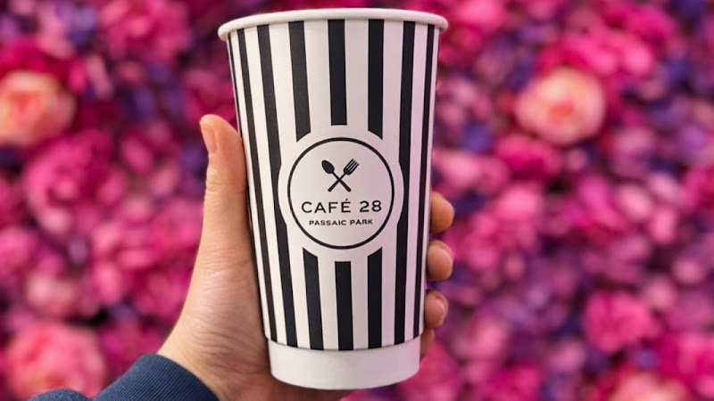 Café 28 - Cafetería Colombiana