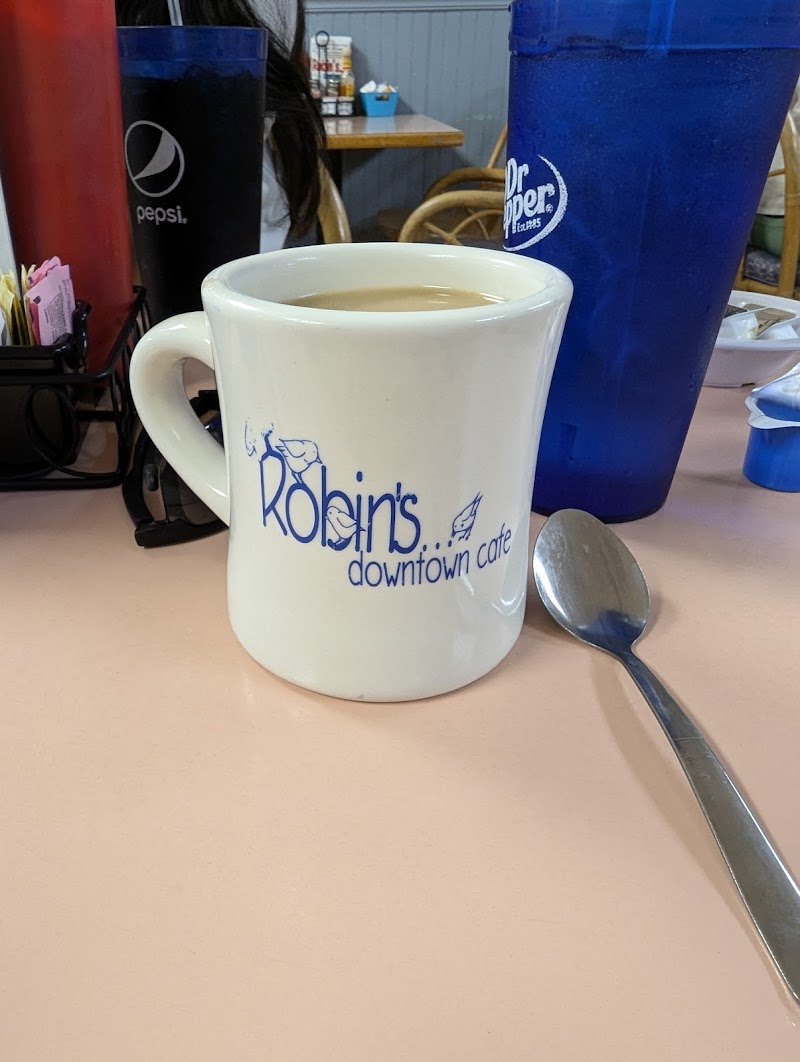 Robin's Downtown Cafe