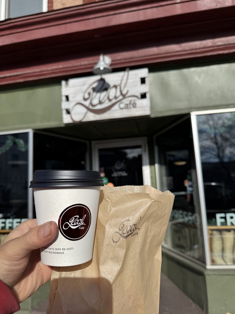 Café Real School Street