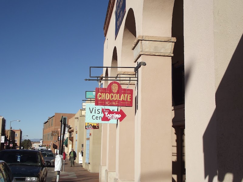 Chocolate En La Plaza UPSTAIRS inside the Paso De Luz Mall