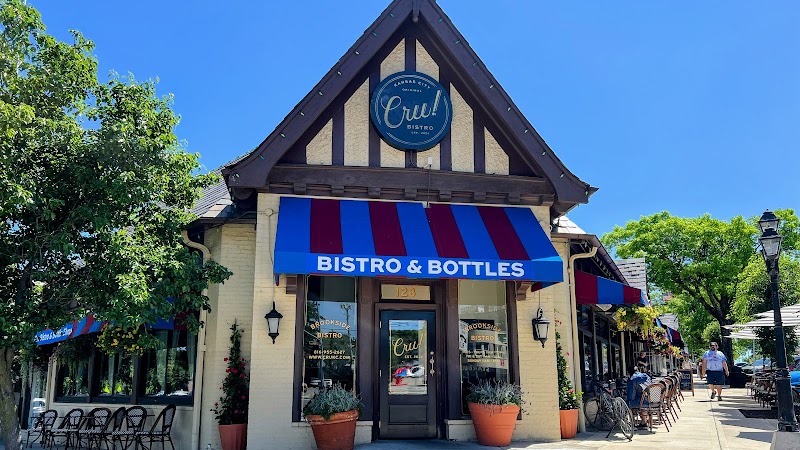 Cru Bistro & Bottles