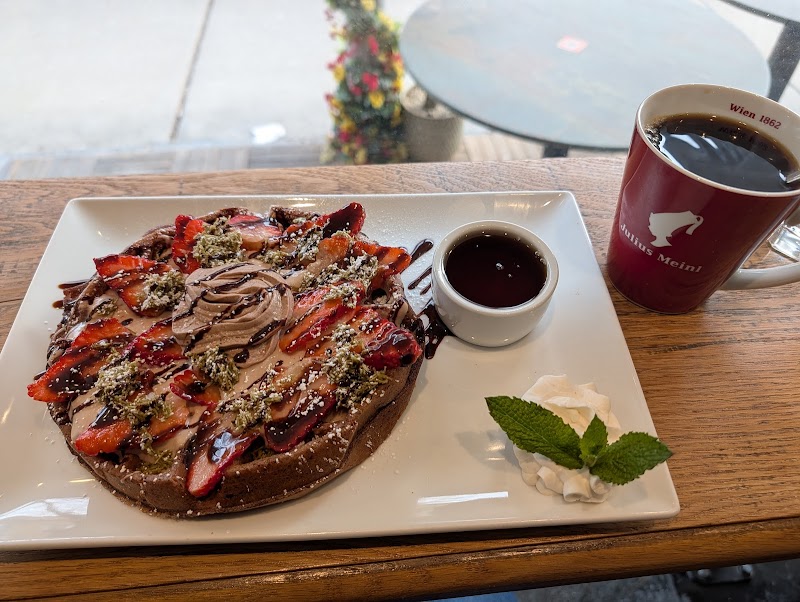 Chicago Waffles Lincoln Square