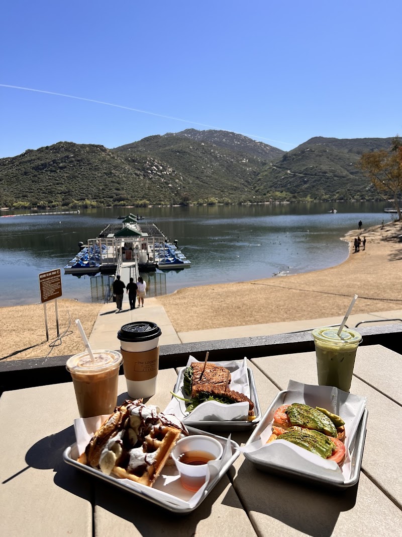 The Lookout at Lake Poway Cafe