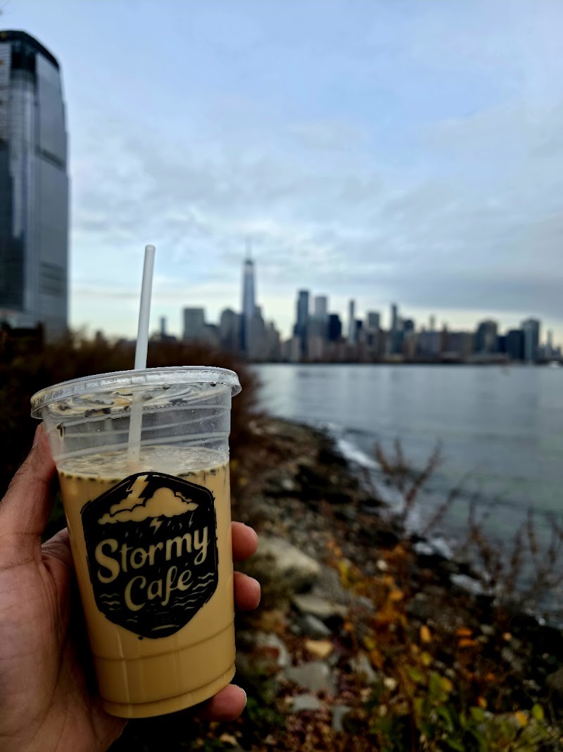 Stormy Cafe