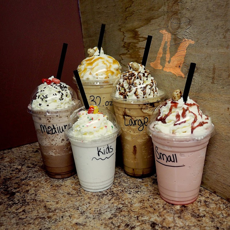 Mudslingers Drinks & Eats