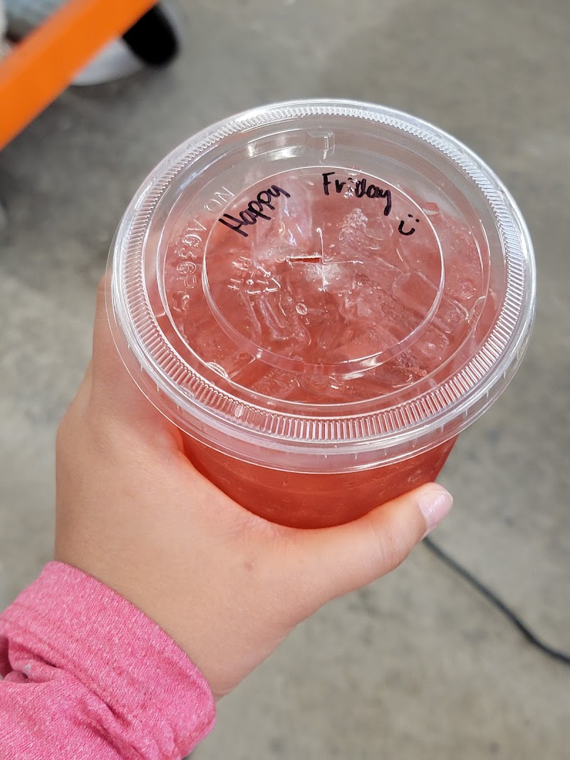 Mudslingers Drinks & Eats