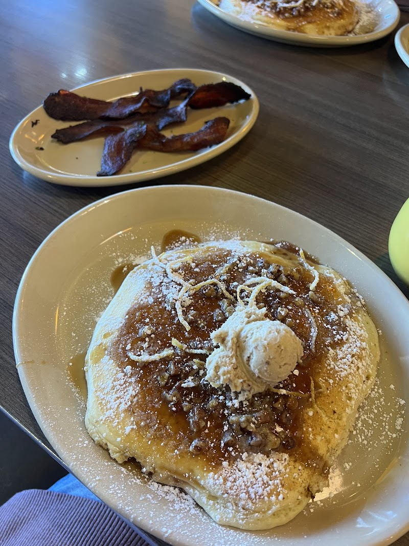 Snooze, an A.M. Eatery