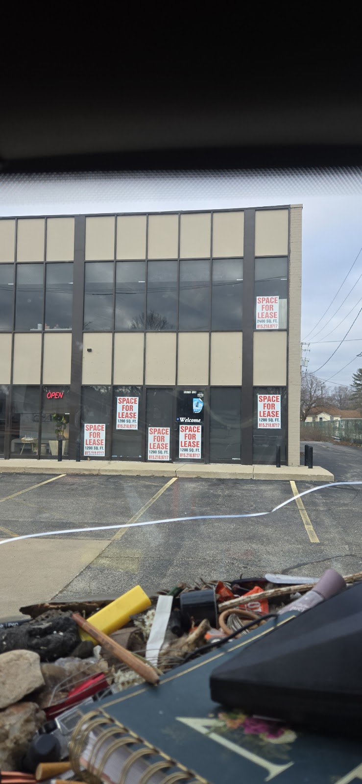 Smoke depot moved 2975 n perryville rd Rockford il