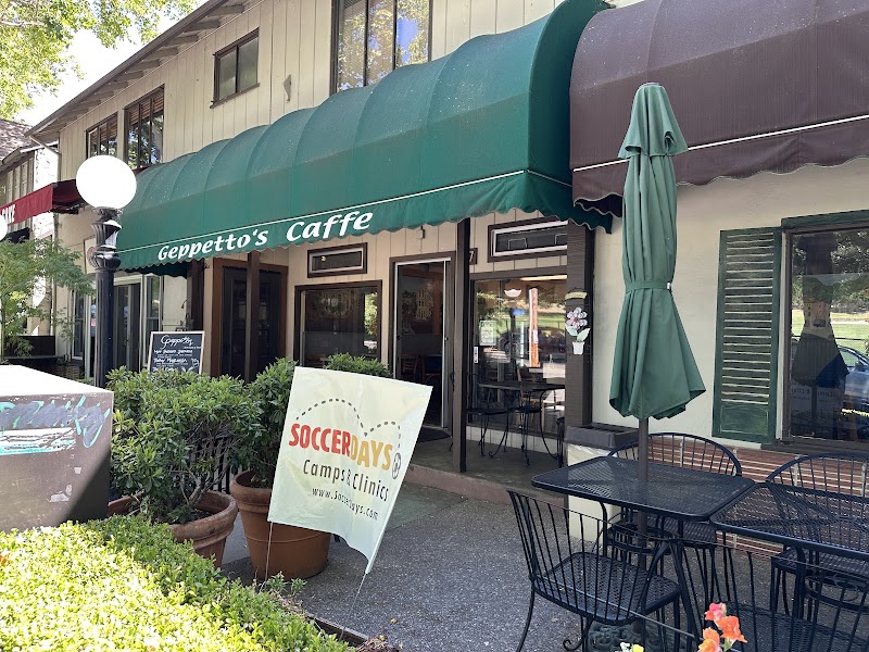 Geppetto's Café