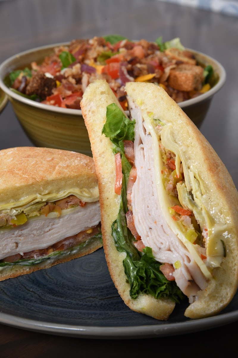 Homemade Ice Cream & Bakery Café